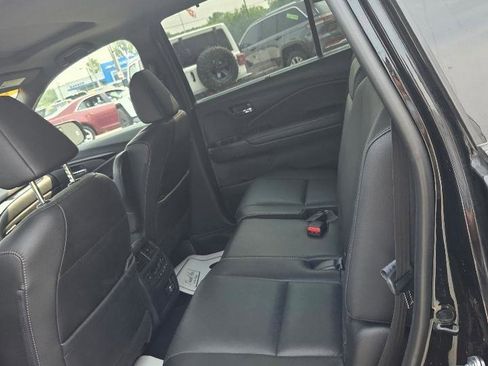 Used 2021 Honda Passport Touring image 11