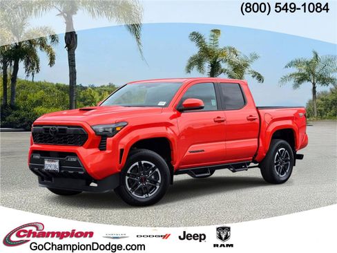 Used 2024 Toyota Tacoma TRD Sport w/ TRD Sport Upgrade Package AWD/4WD image 1