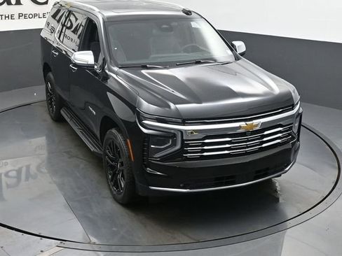 New 2025 Chevrolet Tahoe Premier w/ Sun And Tow Package image 26