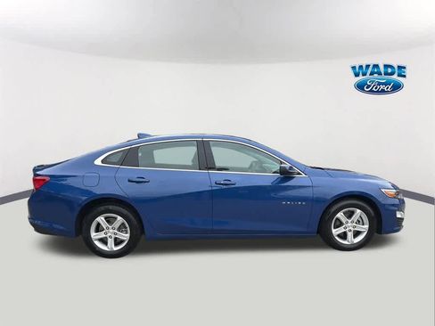 Used 2023 Chevrolet Malibu LT image 4