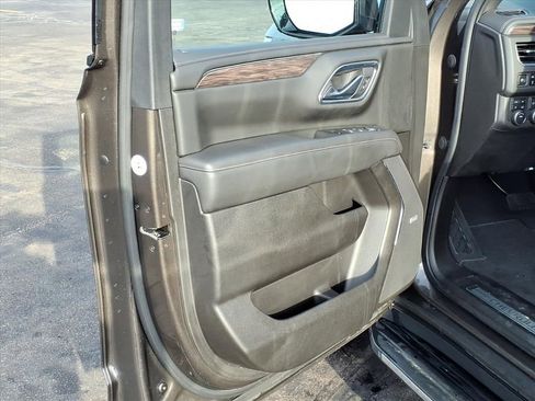 Certified 2021 Chevrolet Tahoe LT w/ Luxury Package image 7