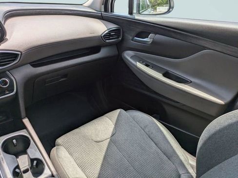Used 2019 Hyundai Santa Fe SE FWD image 18