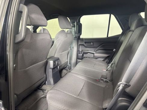 Used 2025 Toyota 4Runner SR5 AWD/4WD image 12