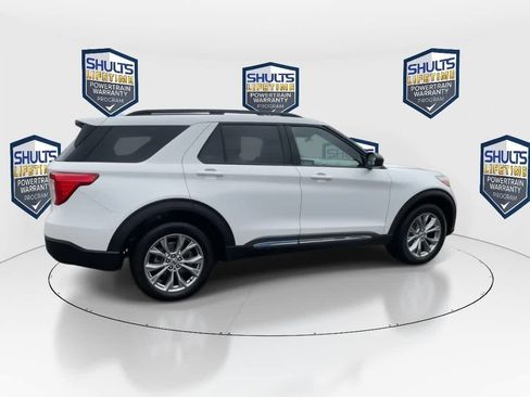 Used 2023 Ford Explorer XLT w/ Equipment Group 202A image 9