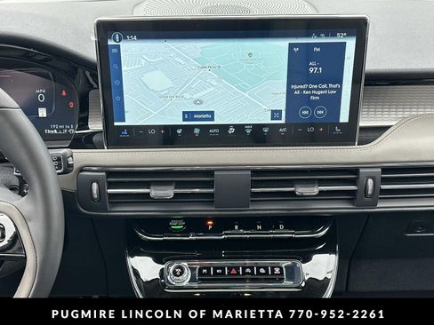 New 2026 Lincoln Corsair Premiere FWD image 28