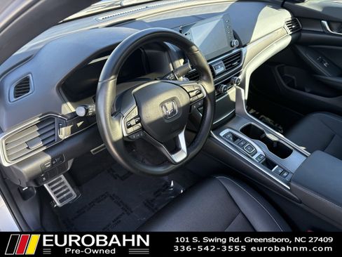 Used 2020 Honda Accord Sport image 8