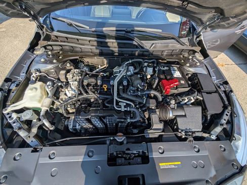 Used 2022 Nissan Altima 2.5 SR image 10