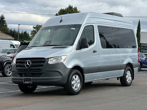 New 2025 Mercedes-Benz Sprinter 2500 image 8