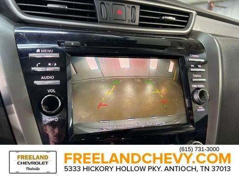 Used 2023 Nissan Murano SV image 26