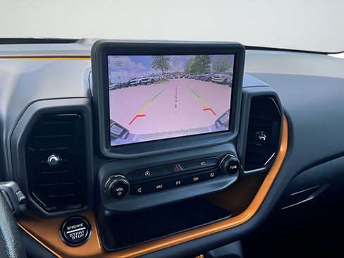 Used 2023 Ford Bronco Sport Badlands AWD/4WD image 11