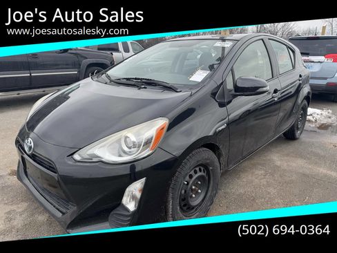 Used 2016 Toyota Prius C Two image 1