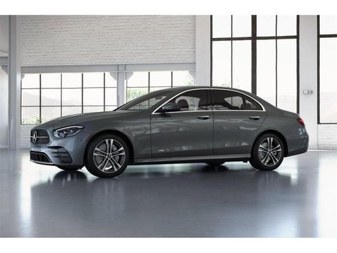 Used 2023 Mercedes-Benz E 350 4MATIC Sedan image 38