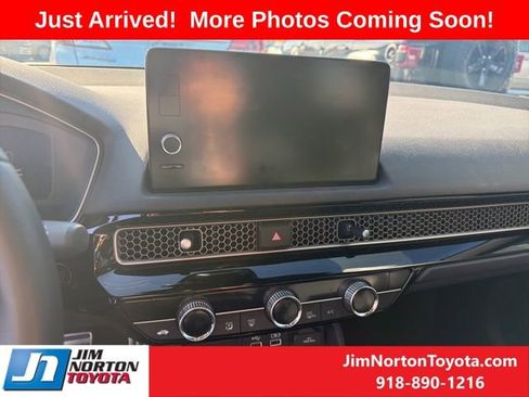 Used 2024 Honda Civic Sport Touring image 10