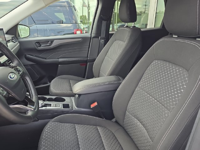 Certified 2023 Ford Escape Active w/ Tech Pack #1 AWD/4WD image 5