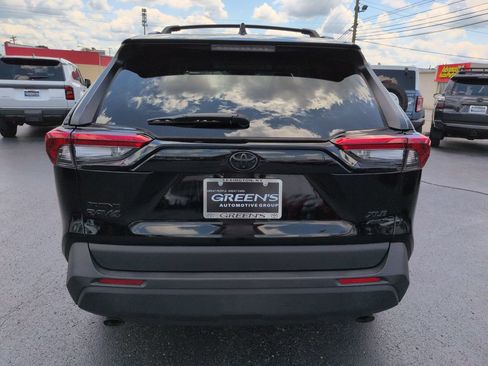 Certified 2025 Toyota RAV4 XLE w/ Convenience Package AWD/4WD image 4