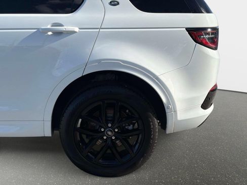 Used 2025 Land Rover Discovery Sport S AWD/4WD image 18