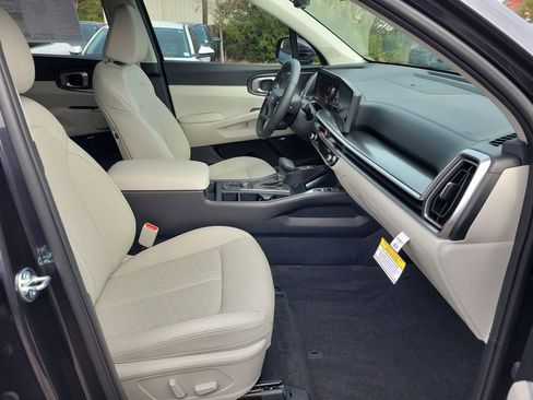 New 2026 Kia Sorento EX image 7