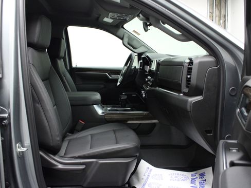 New 2026 GMC Sierra 1500 Elevation w/ Elevation Premium Package AWD/4WD image 16