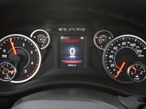 Used 2026 RAM 2500 Big Horn AWD/4WD image 15