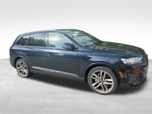 Used 2017 Audi Q7 3.0T Prestige w/ Prestige Package AWD/4WD image 4