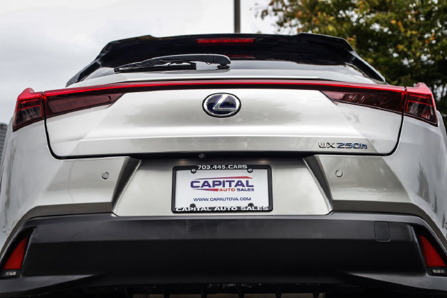 Used 2020 Lexus UX 250h w/ Premium Package AWD/4WD image 27