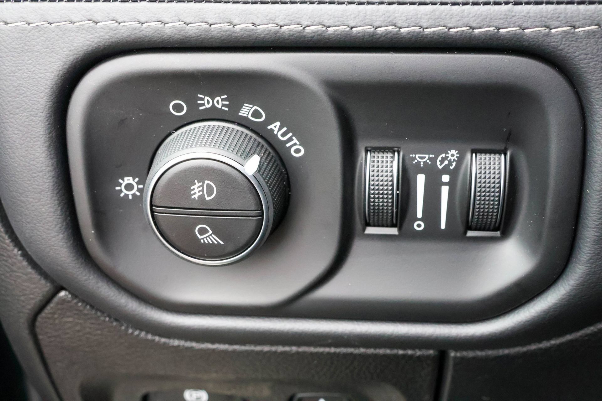 New 2026 RAM 1500 Limited w/ Night Edition AWD/4WD image 34