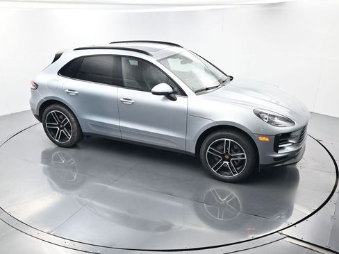 Used 2021 Porsche Macan S image 40