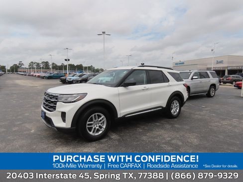 Certified 2025 Ford Explorer Active RWD image 1