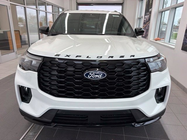 New 2027 Ford Explorer ST-Line w/ Premium Package AWD/4WD image 2