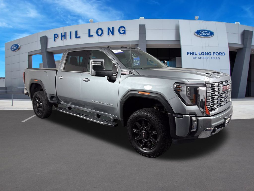 Used 2024 GMC Sierra 3500 Denali w/ Technology Package AWD/4WD image 7