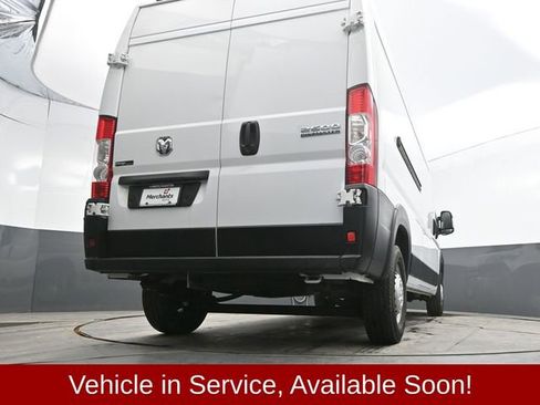 Used 2025 RAM ProMaster 2500 w/ Convenience Group image 37