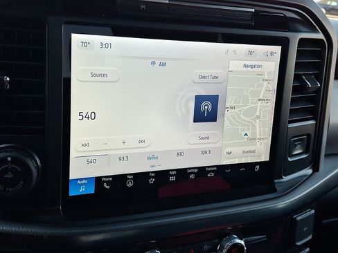 Used 2025 Ford F150 Platinum AWD/4WD image 18