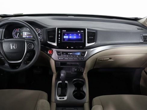 Used 2016 Honda Pilot EX image 6