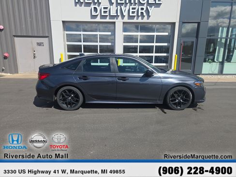 Used 2022 Honda Civic Sport image 10