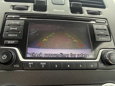 Used 2016 Nissan Leaf S w/ Charger Package image 21