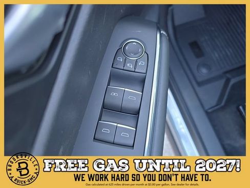 New 2026 GMC Acadia Denali w/ Super Cruise Package FWD image 17