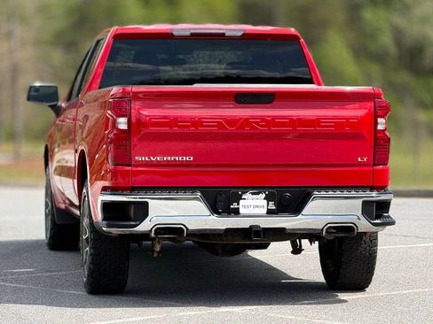 Used 2021 Chevrolet Silverado 1500 LT w/ Z71 Off-Road Package image 5