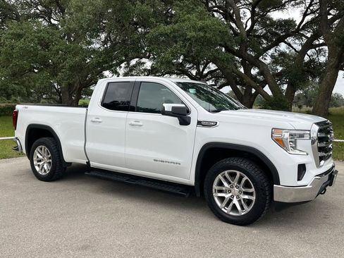 Used 2021 GMC Sierra 1500 SLE w/ X31 Off-Road Package AWD/4WD image 3