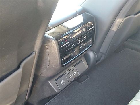 Used 2023 Acura MDX SH-AWD w/ Technology Package image 12