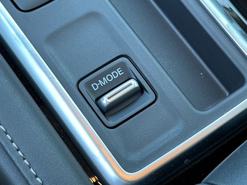 New 2026 Nissan Pathfinder SV image 34