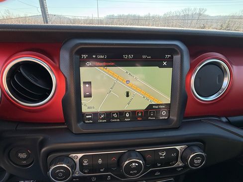 Used 2022 Jeep Wrangler Unlimited Rubicon w/ Xtreme Recon 35" Tire Package image 20