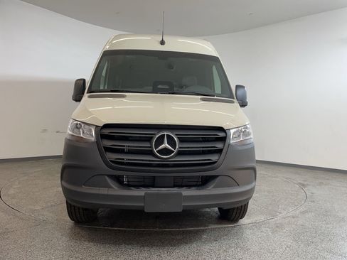 New 2025 Mercedes-Benz Sprinter 2500 image 4