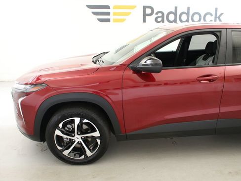 Used 2025 Chevrolet Trax RS w/ Driver Confidence Package FWD image 5