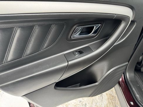 Used 2019 Ford Taurus SEL w/ Equipment Group 201A image 16