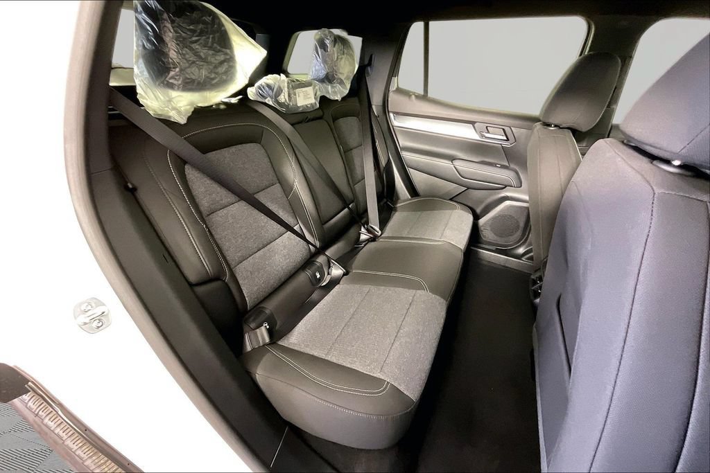 New 2027 GMC Terrain Elevation w/ Elevation Premium Package FWD image 10