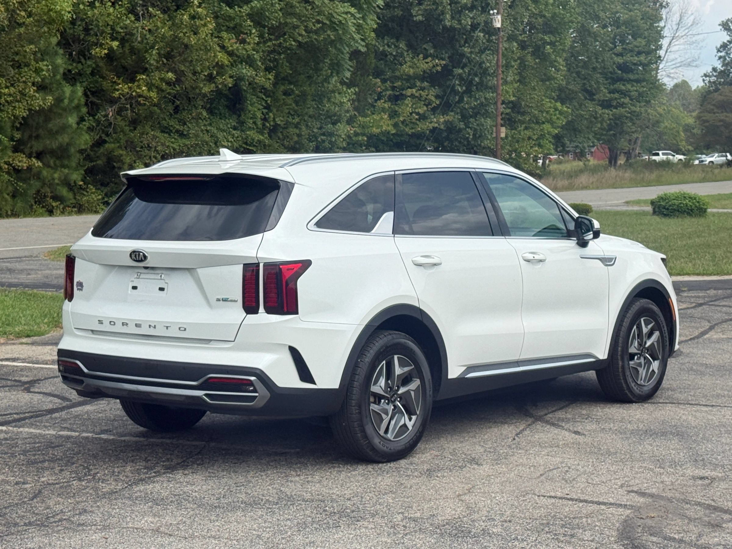 Used 2021 Kia Sorento S FWD image 4