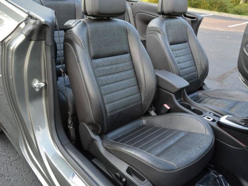 Used 2018 Buick Cascada Premium FWD image 14