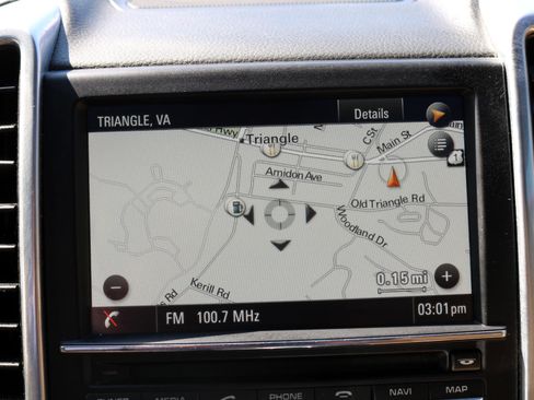 Used 2015 Porsche Cayenne S w/ Premium Package image 24