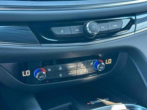 Used 2023 Buick Enclave Essence w/ Sport Touring Edition FWD image 34