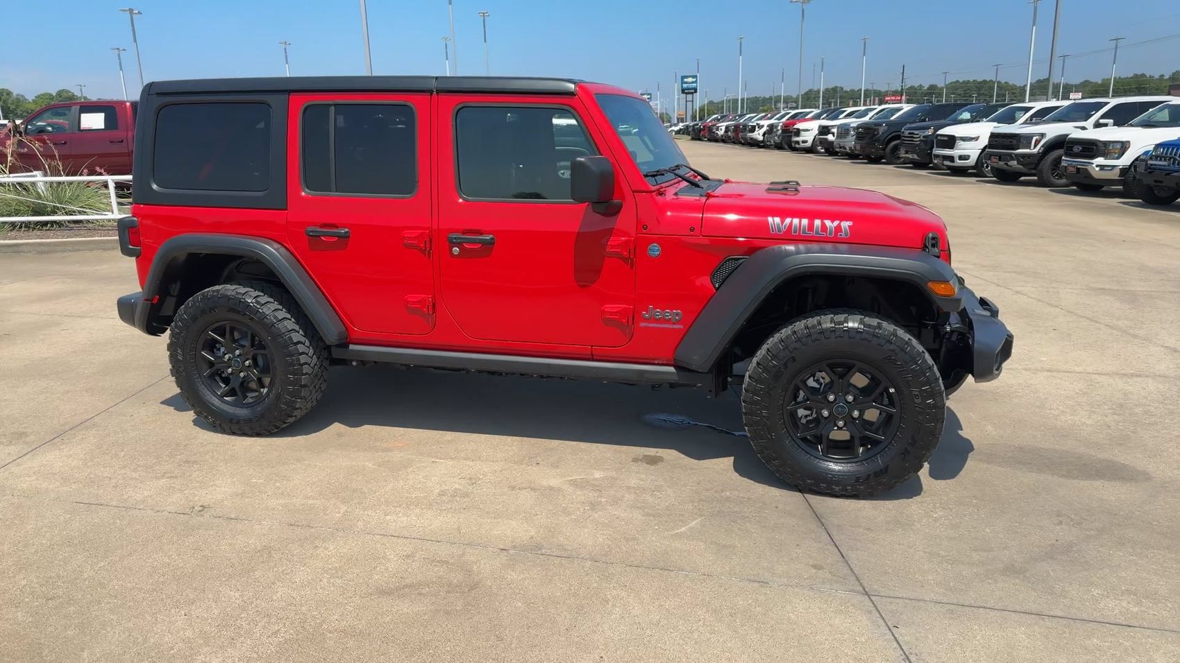 Used 2025 Jeep Wrangler Unlimited Sport S 4xe AWD/4WD image 9
